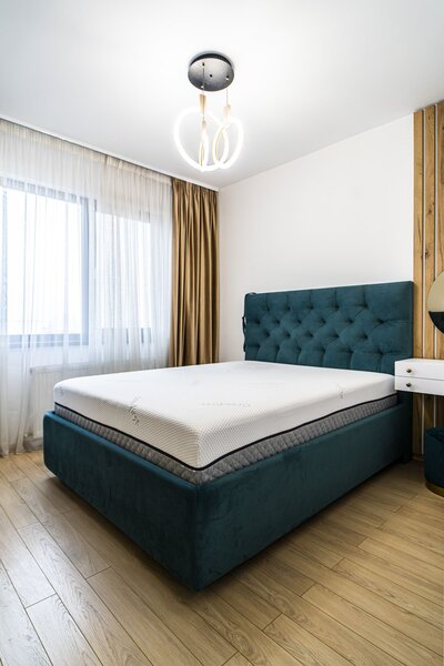 Drumul Taberei, Brancusi, 2 camere cu terasa de 37 mp, mobilat, comision 0%